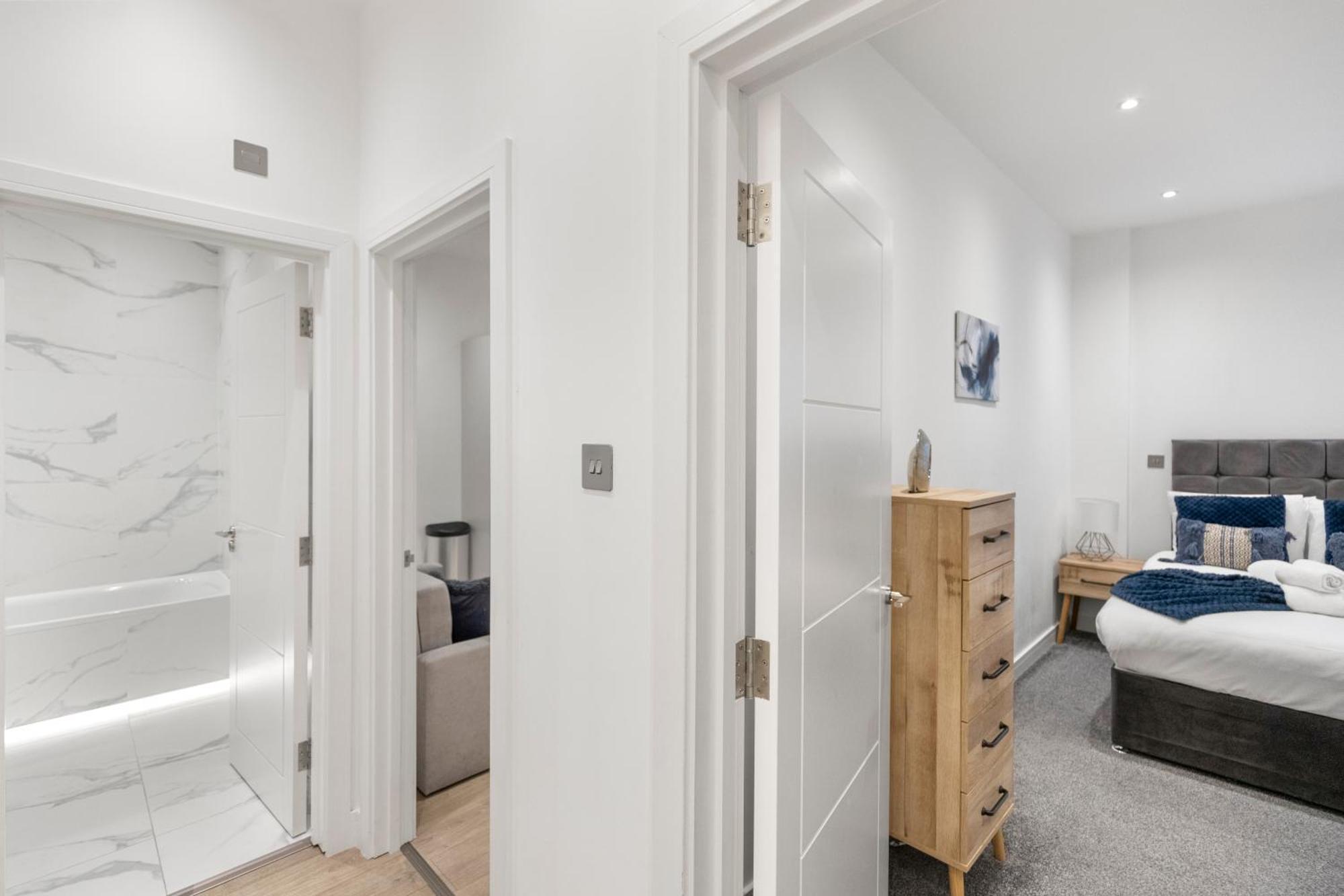 Welcoming And Spacious Apartment- Excellent Location ลอนดอน ภายนอก รูปภาพ
